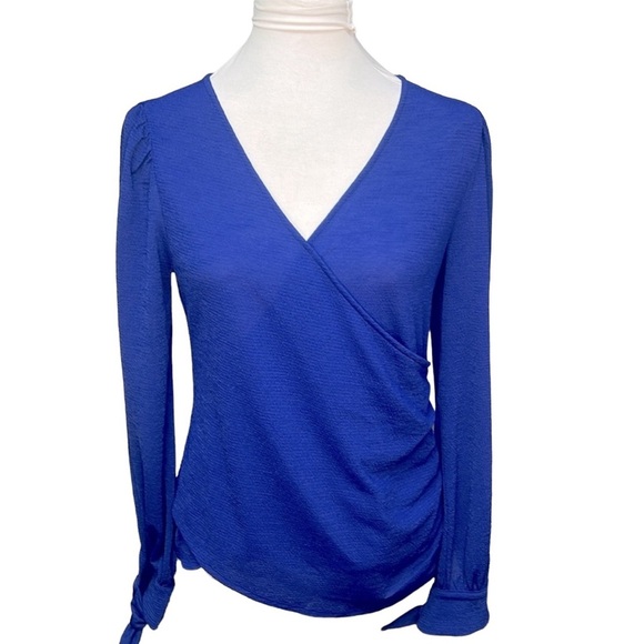 Express Surplice Wrap Tie Sleeves Blouse - Picture 3 of 7